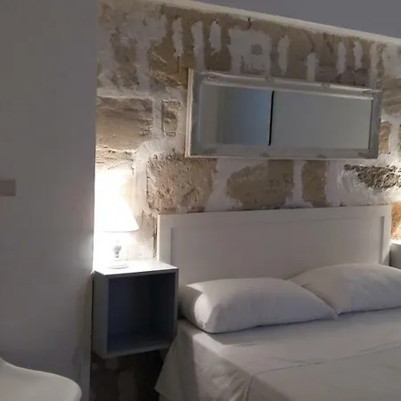 Appartamenti E Camere Silva Trapani Exterior foto